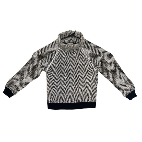 Anthropologie Sweaters - Anthropologie Saturday Sunday Fuzzy Pullover XXS Navy Blue White Chevron